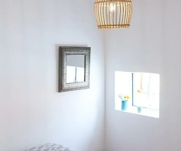 شقة Alfama, Bright And Spacious With Private Terrace, By Timecooler Lisboa