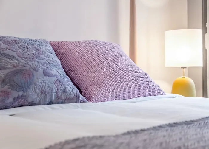 Apartment Alfama, Bright And Spacious With Private Terrace, By Timecooler