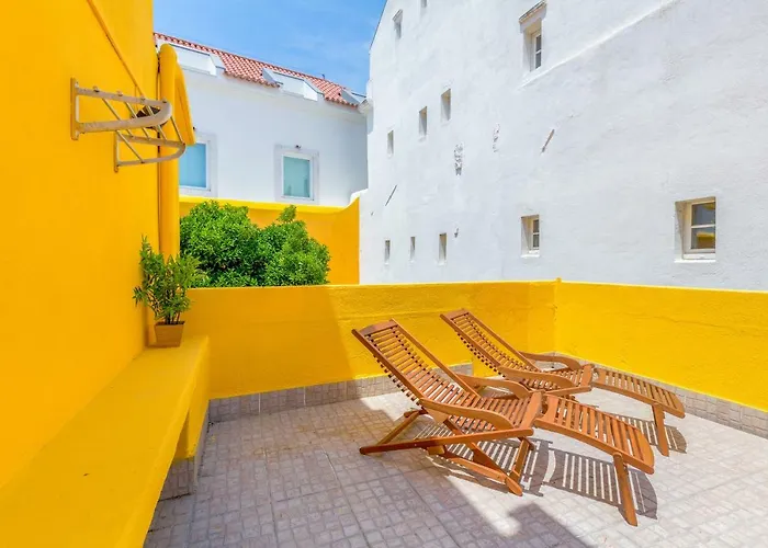 شقة Alfama, Bright And Spacious With Private Terrace, By Timecooler