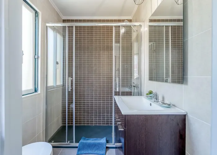 Alfama, Bright And Spacious With Private Terrace, By Timecooler Apartment *