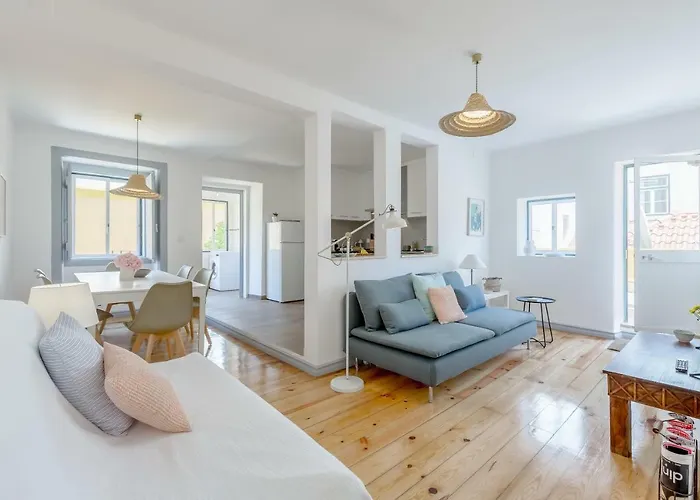 Alfama, Bright And Spacious With Private Terrace, By Timecooler * Lisboa