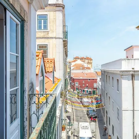 Alfama, Bright And Spacious With Private Terrace, By Timecooler Lisboa