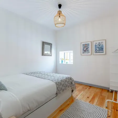 Apartman Alfama, Bright And Spacious With Private Terrace, By Timecooler *